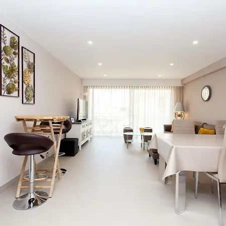 Apartamento 2-br 2 Minutes From The Parking