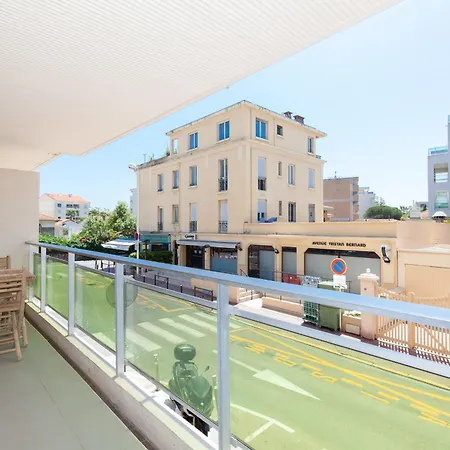 2-br 2 Minutes From The Parking Cannes