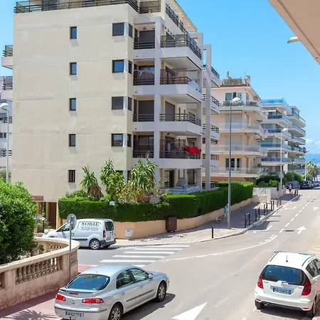2-br 2 Minutes From The Parking Daire *