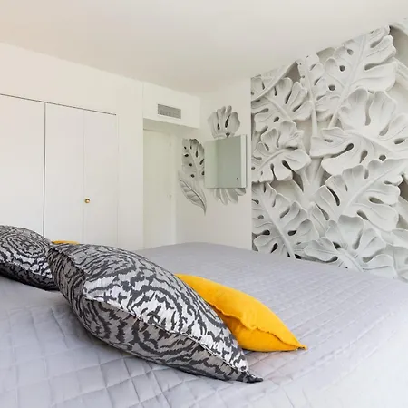 2-br 2 Minutes From The Parking * Κάννες