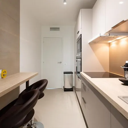 2-br 2 Minutes From The Parking Apartamento Cannes