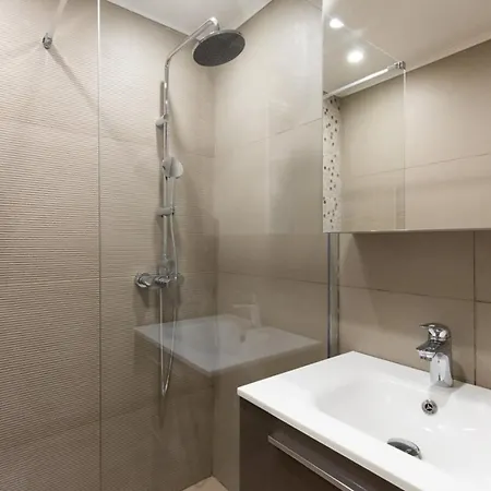 2-br 2 Minutes From The Parking * Κάννες