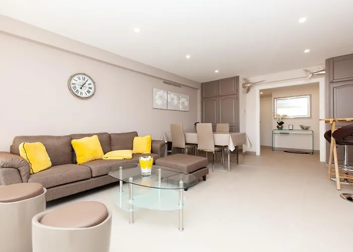 Daire 2-br 2 Minutes From The Parking