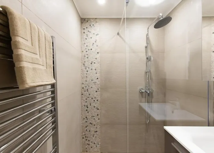 2-br 2 Minutes From The Parking * Cannes