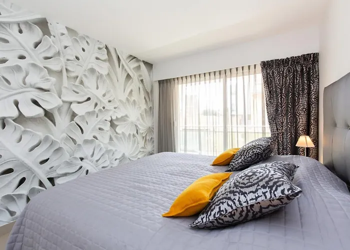 Daire 2-br 2 Minutes From The Parking